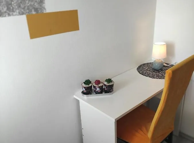 Apartman Iris Na Uzvisini S Terasom Διαμέρισμα