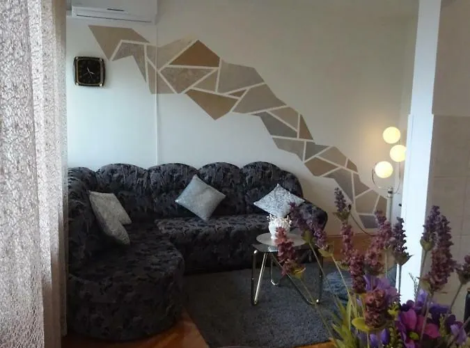 Apartman Iris Na Uzvisini S Terasom Ριέκα