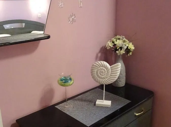 Apartman Iris Na Uzvisini S Terasom Διαμέρισμα Ριέκα