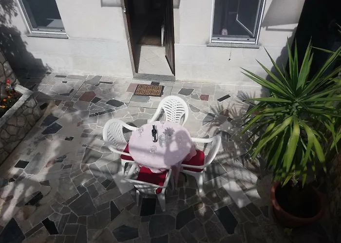 Διαμέρισμα Apartman Iris Na Uzvisini S Terasom *